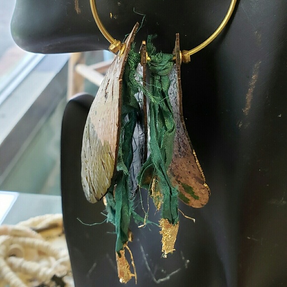 Sari Silk Earings - Picture 1 of 1